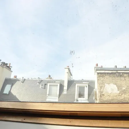 Hostnfly - Charming Not Far From Montmartre Apartamento París